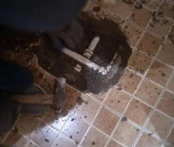 怀集卫生间漏水维修公司为您分享下卫生间渗水如何处理及注意事项