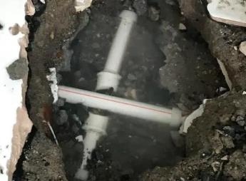 怀集阳台漏水维修公司为您分享楼上楼下漏水怎么处理